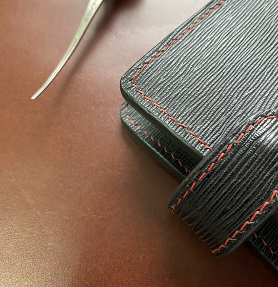 Кошелёк "Бифолд" с застёжкой