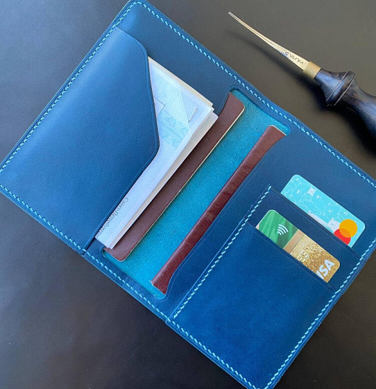 Обложка для документов и карт (синяя)