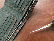 Кошелёк "Бифолд" с застёжкой