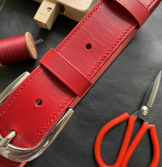Ремень “FuryRed” из натуральной кожи