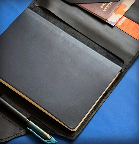 Обложка для ежедневника А6 (чёрная)