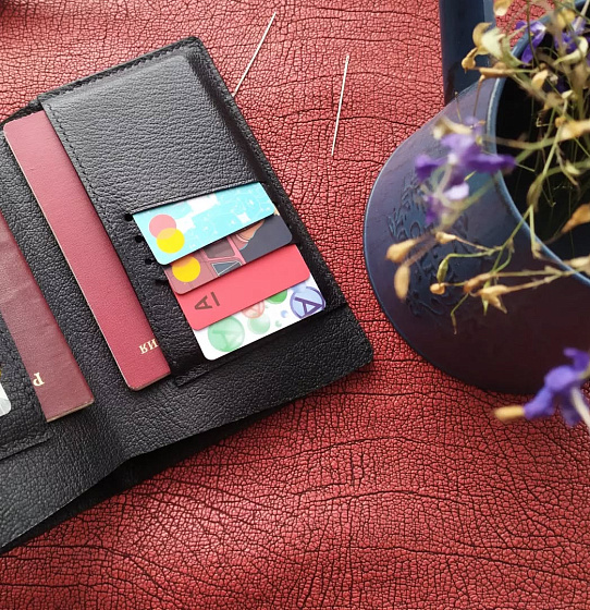 Органайзер для паспортов, карт и наличных