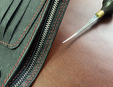 Кошелёк "Бифолд" с застёжкой