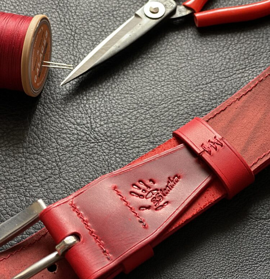 Ремень “FuryRed” из натуральной кожи