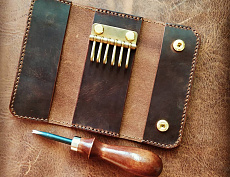 Ключница на 6 ключей из натуральной кожи